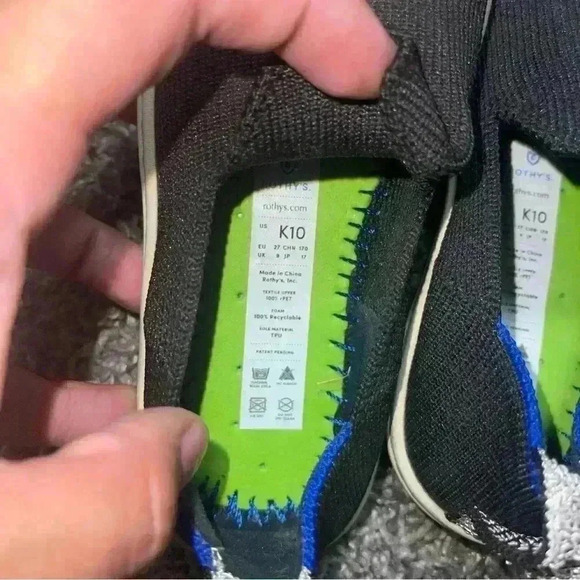 Rothy’s The Kids Black Slip On Sneaker Sz K10 - Picture 8 of 9